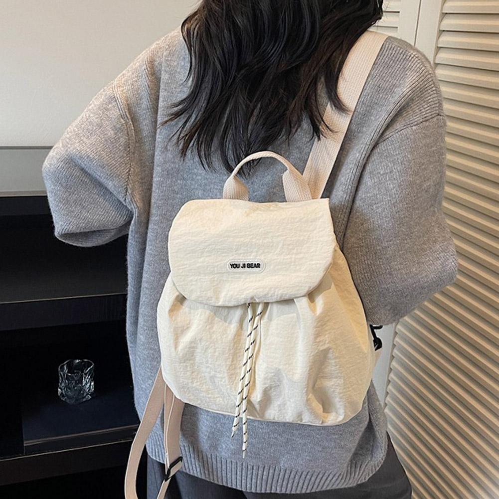 女性用ナイロンバックパック 軽量韓国風スクールバックパック  - Canvas Backpack Casual のレビューと価格